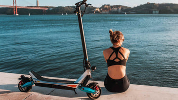 electric scooter commuter