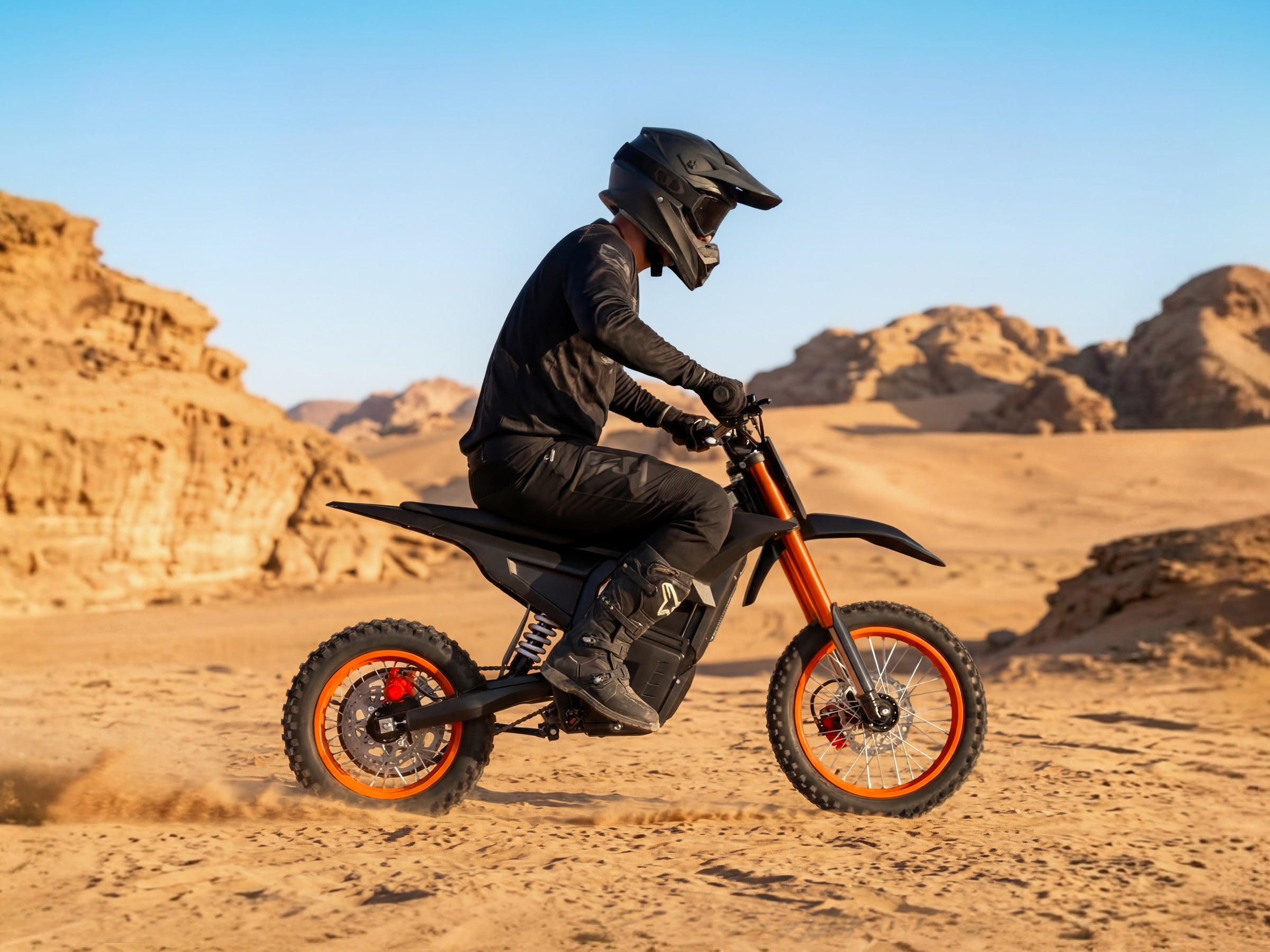 Mavericks Off-Road Electric Dirt Bike For Teens & Adults